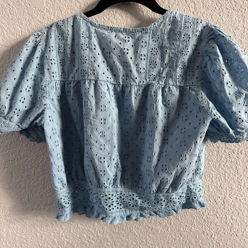 J.Crew Cotton Eyelet Peasant Blouse Light Blue Size XS - Picture 8 of 12